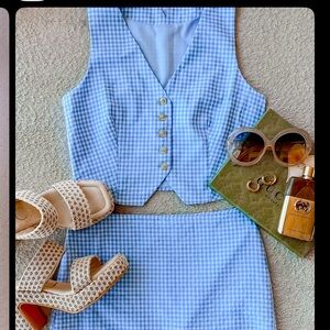 NWT - A day in the Sun / Mini skirt & vest set / Amazing Lace / medium